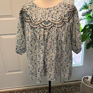 Johnny Was Calme size M, fits large, embroidery along top, cream, blues, greens